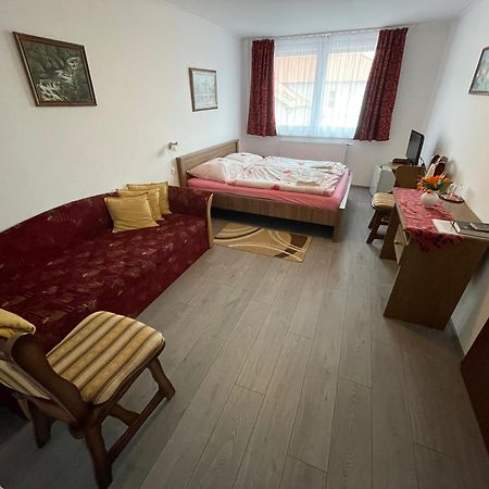 Koller Panzio Otel Bonyhád Dış mekan fotoğraf